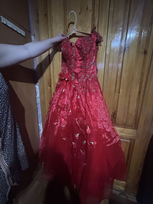 Продам платье на выпускной