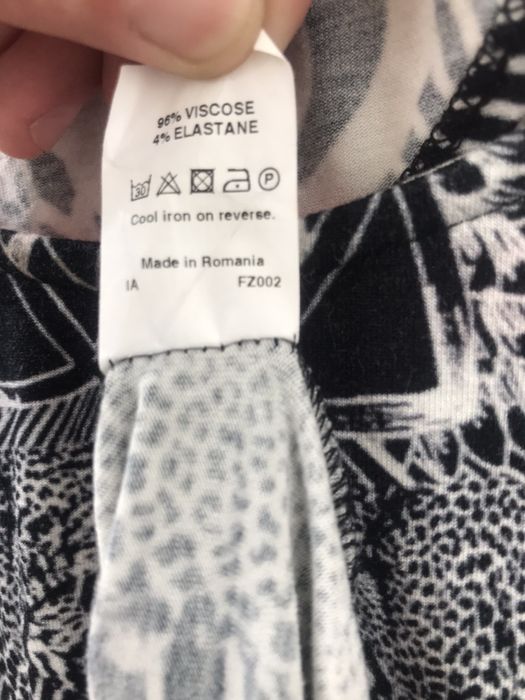 Плаття облягаюче