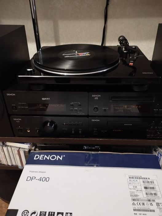 Музыкальный центр стойка DENON  с акустикой без проигрывателя винила