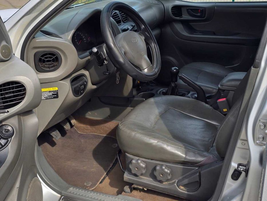 Продам  Hyundai Santa FE 2001. Можна в розстрочку, під викуп.