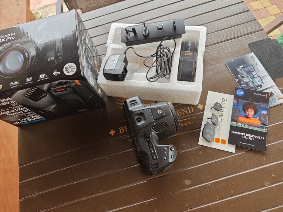 BMPCC6k pro 箱あり blackmagic 6k pro - купити фототехніку, відеотехніку - Ціна на OLX.ua