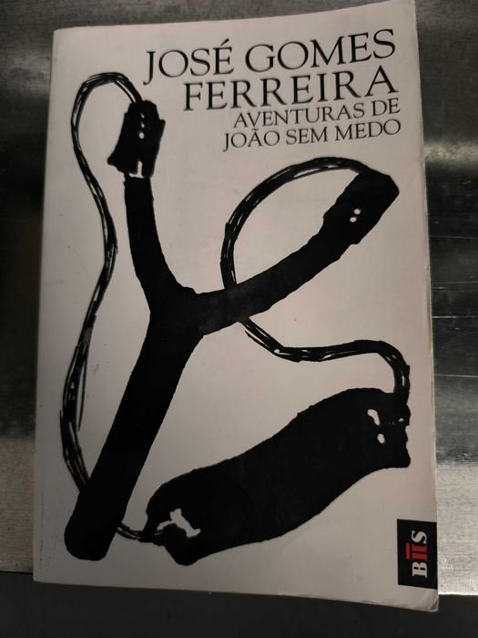 Livro “Aventuras de João Sem Medo” de José Gomes Ferreira