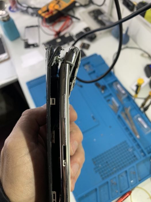 Ремонт телефонов iPhone , samsung ,lenovo , meizu , xiaomi и т.д..