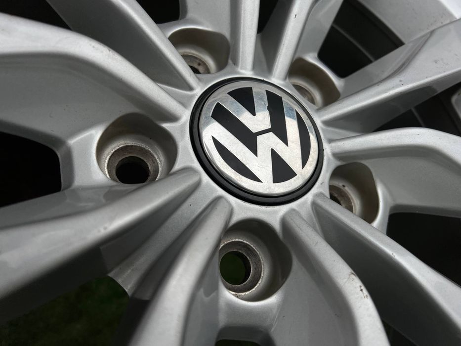 Диски легкосплавні R 17 5/112 6J ET 48 Volkswagen. Фольксваген Ауді.