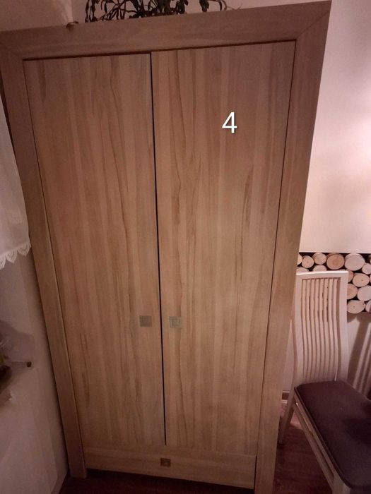 Zestaw mebli do pokoju