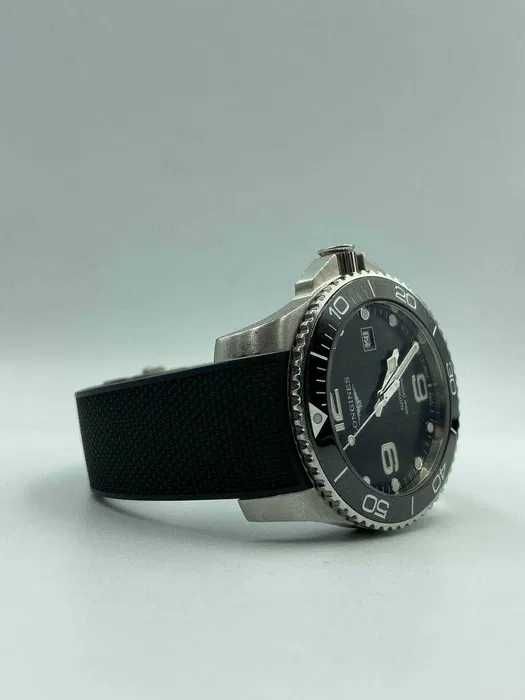 Zegarek Longines HydroConquest L3.782.4.56.9