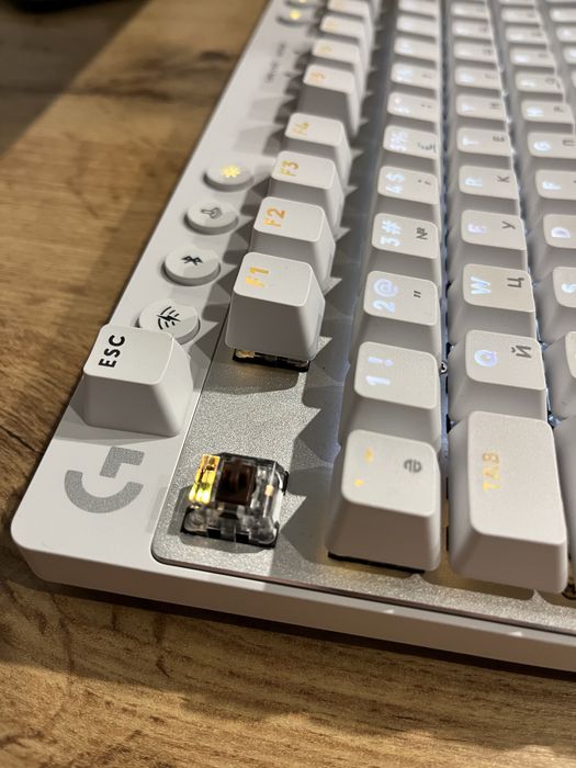 Logitech g pro x tkl