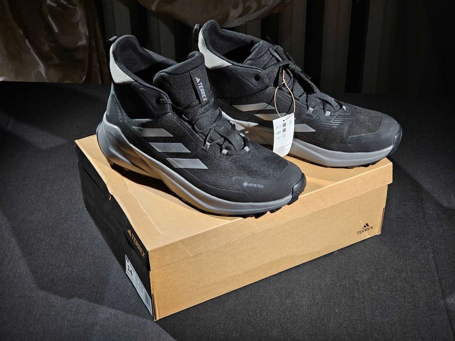 Весняні черевики adidas men Terrex Trailmaker 2.0 Mid Gore-Tex Hiking