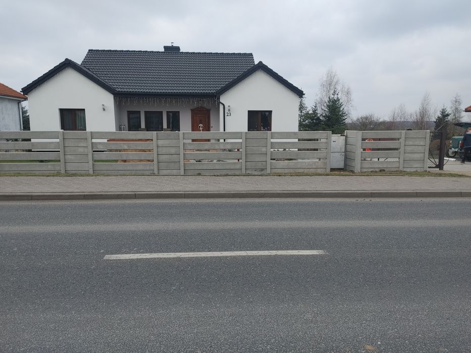 Montaż i malowanie  ogrodzeń betonowych