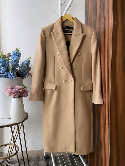 Пальто новое Zara