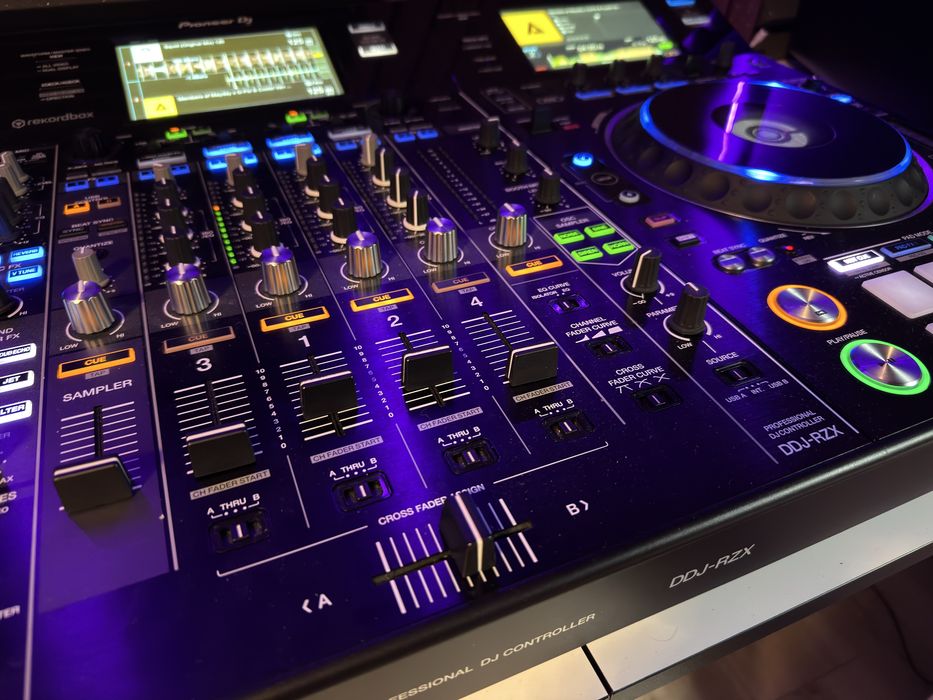 Pioneer DDJ RZX,