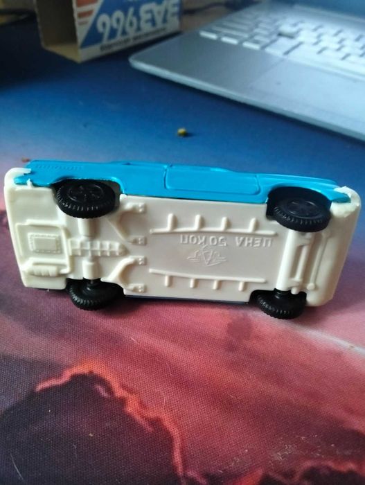 Коллекционная модель ЗАЗ-966 «Запорожец» 1:43 СССР