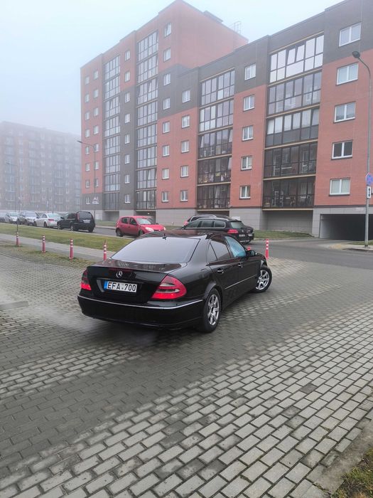 Продам Мерсадес Е 300