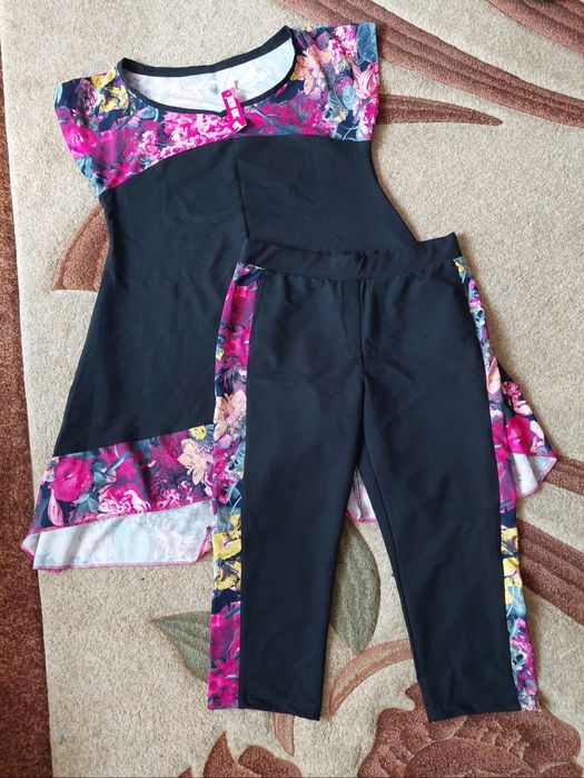 Nowy komplet dres tunika spodnie 3/4. Kwiaty