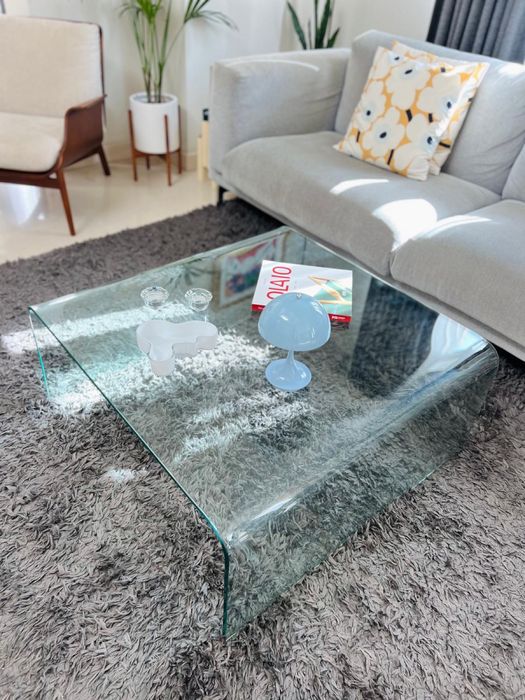 Mesa de centro em vidro temperado curvado - habitat