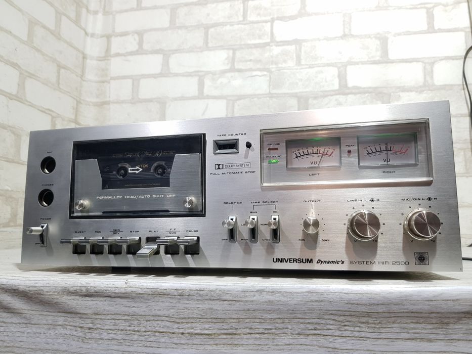 Стрілки! Стерео касетна дека UNIVERSUM CT-3298,б/у з Німеччини