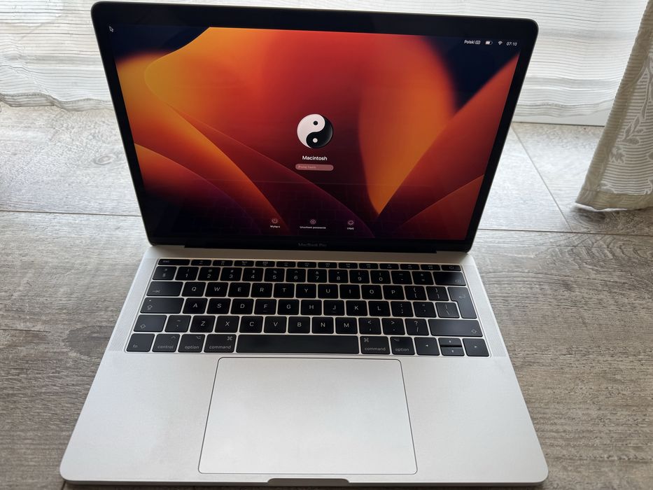 MacBook Pro 13” A1708 - 16GB/i5/512GB/Ventura