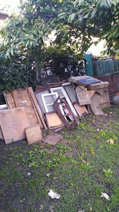 Вывоз мусора хлама мебели Одесса недорого
