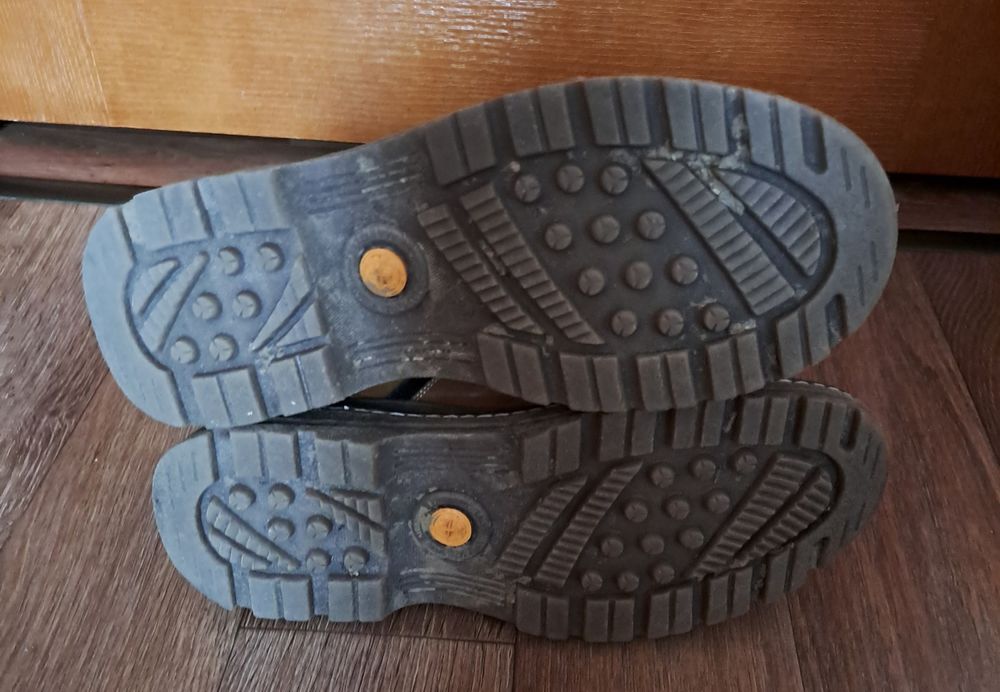 Зимние ботинки Польша