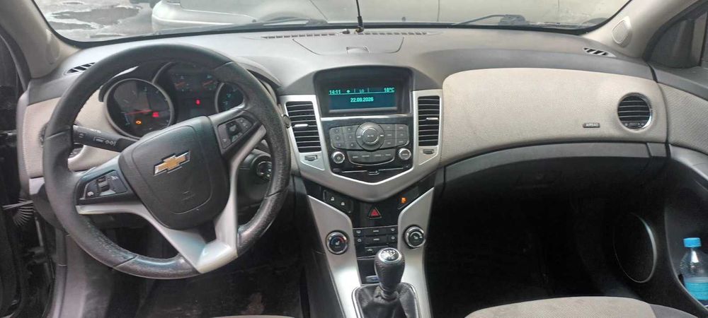 Автомобіль Chevrolet cruze