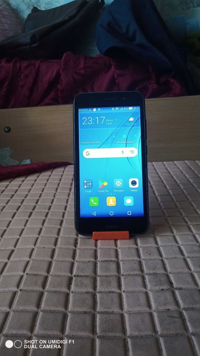 Смартфон Huawei CRO-U00  полностью в рабочем состоянии