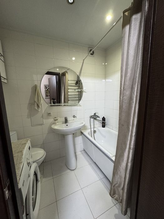 Продаж - 2-кімн квартира в м Самар, площа Героїв (р-н БК МЕТАЛУРГІВ)