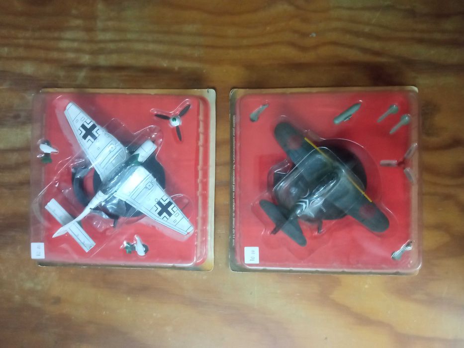 Aviões de combate à escala - Novo Preço