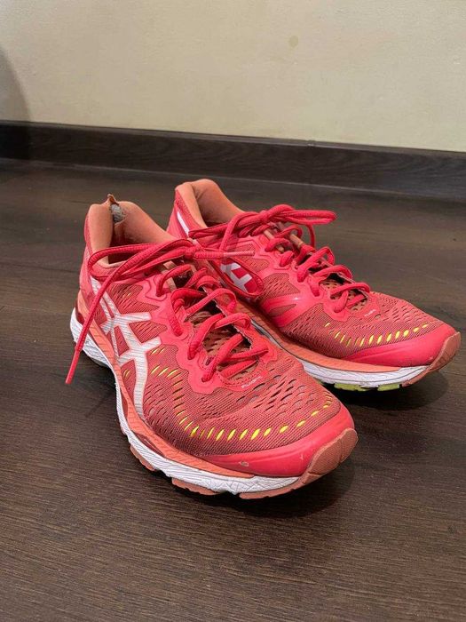 Кросівки asics жіночі