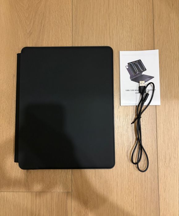 Capa Teclado Magnético iPad Air 13” e iPad Pro 12.9”