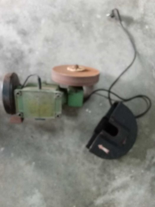 Amolador/Esmeriladora elétrico