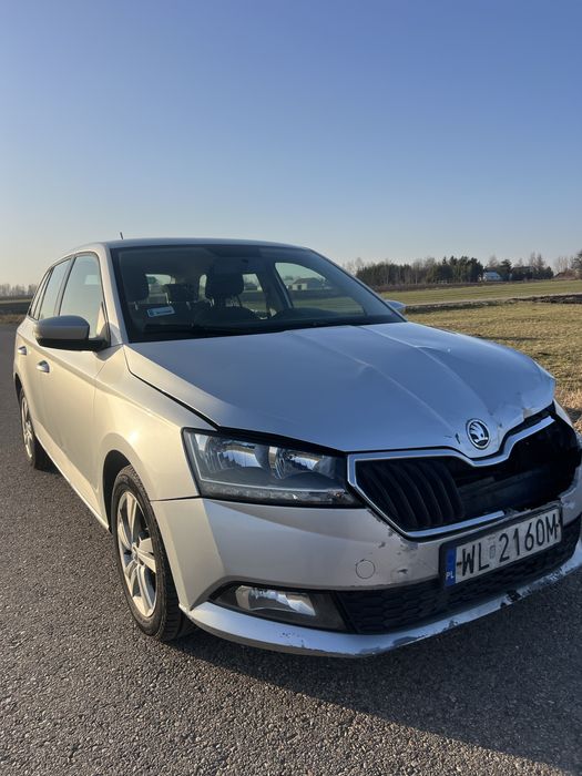 Rezerwacja Skoda fabia 1.0 gaz Salon Polska