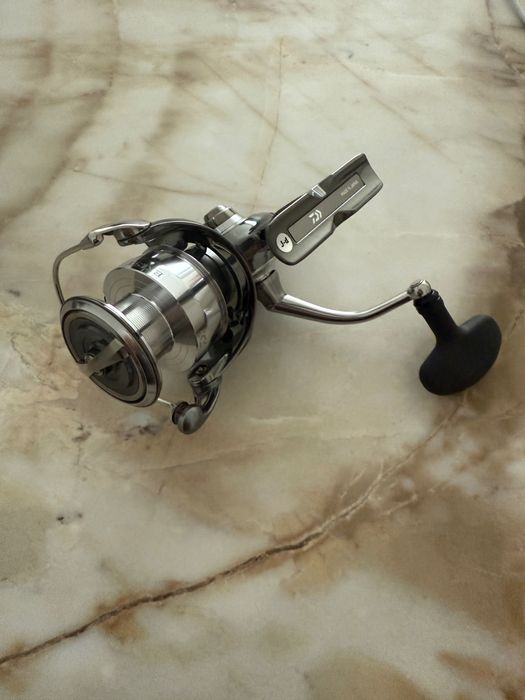 Kołowrotek Daiwa 22 EXIST LT 4000D