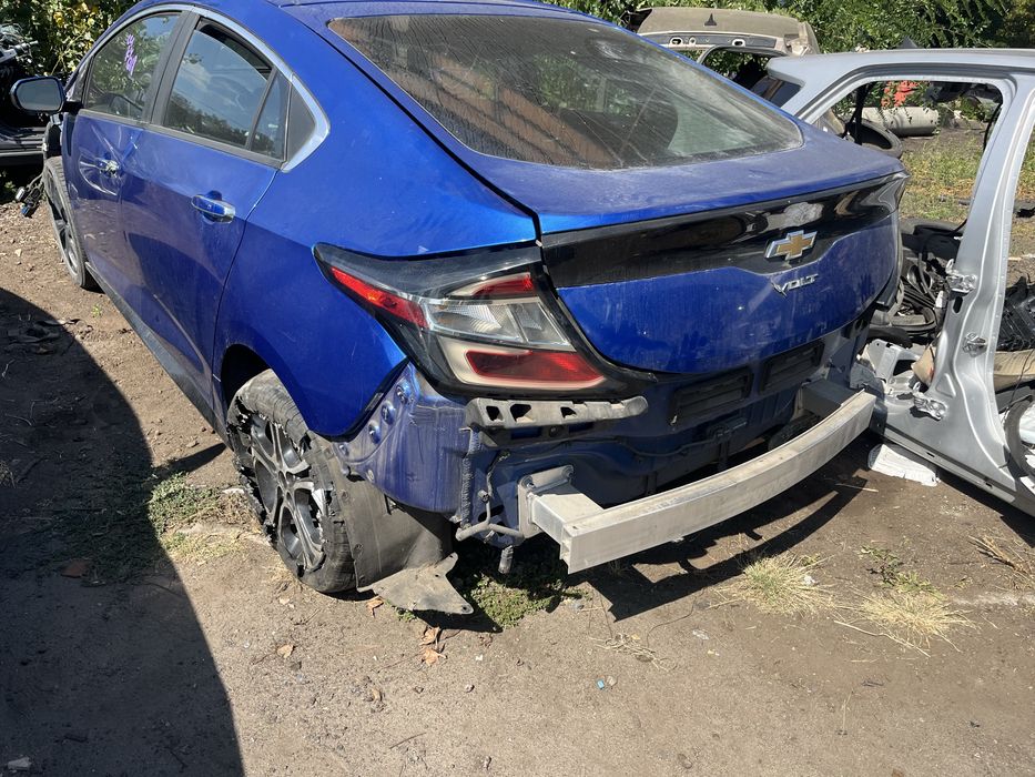 Задний стоп Chevrolet Volt 2 левый правый
