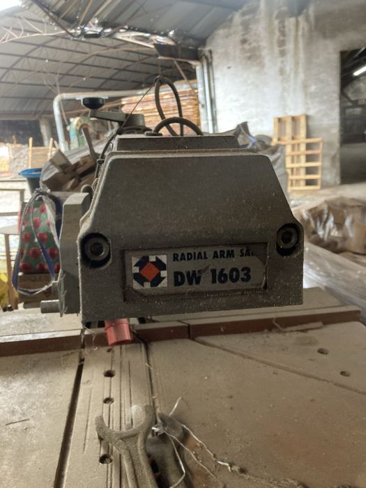 Radial Dewalt - Trifasica c/nova