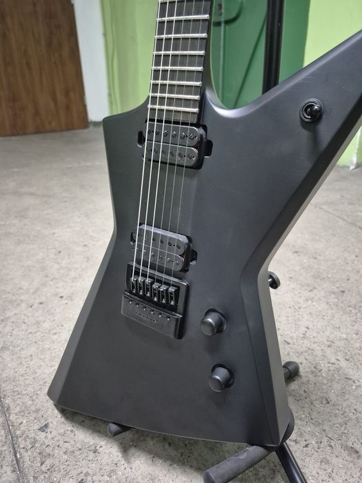 Solar explorer E1.6 SVART+