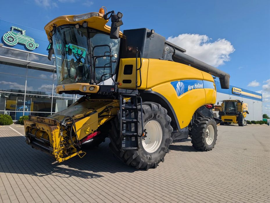 New Holland CX8090  Kombajn zbożowy