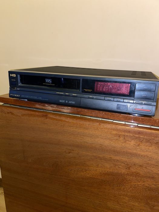 Відеомагнітофон VHS FUNAI