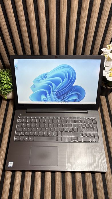 Продам Ноутбук Lenovo V330-15IKB — Core i7-8550U / 8 ГБ / SSD 256 ГБ / Windows 11