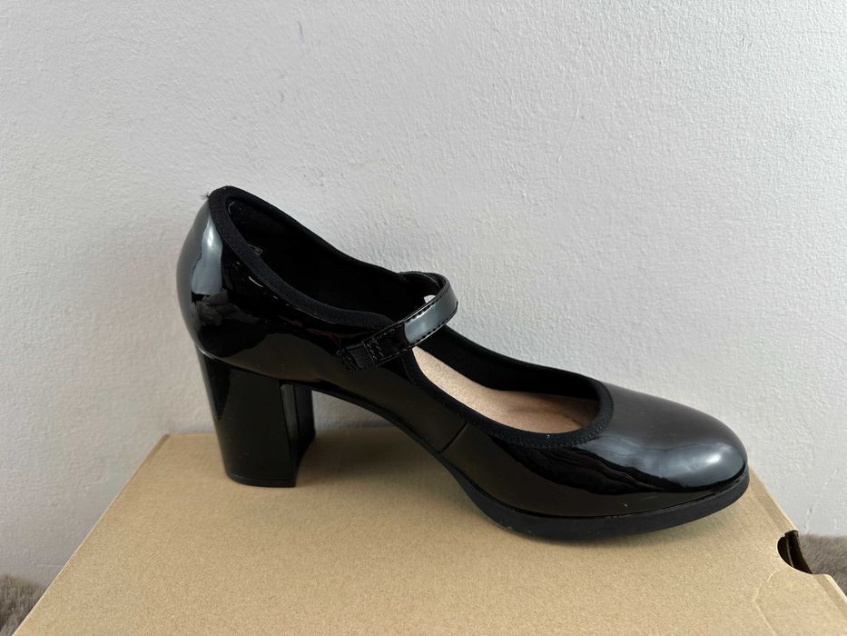 półbuty damskie Clarks Bayla Lily mary jane 39.5