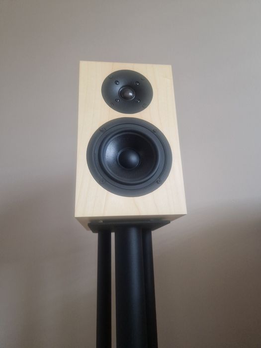 Kolumny Xavian Neox 1