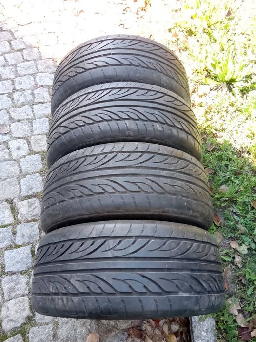 215/40 R17 kpl. opon letnich