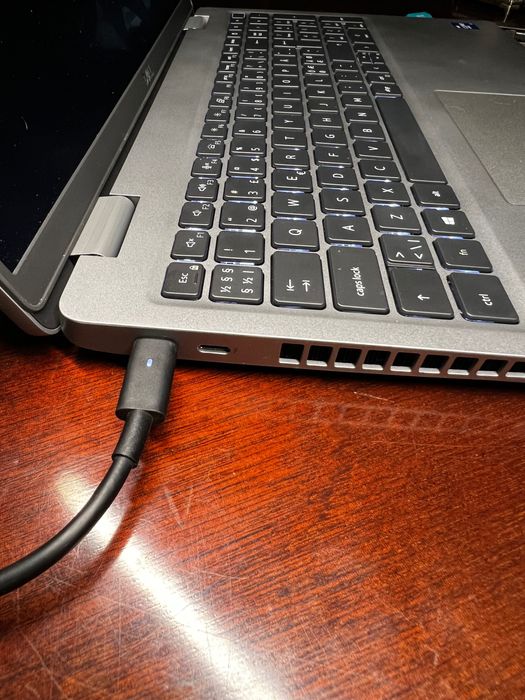 Dell Precision 3561 15-inch (2021) - Core i7-11850H 32GB SSD 1000GB