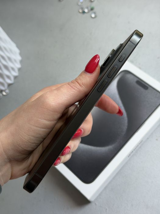 Apple iPhone 15 Pro Max 256GB Black. Neverlock. Esim
