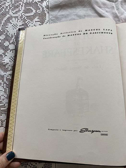 Livro Antigo "Obras de Shakespeare" -1960