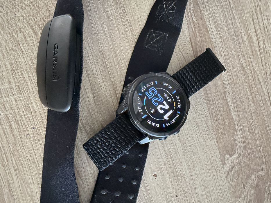 Garmin Fenix 8 47mm Sapphire Titânio Smartwatch GPS + Fita Cardíaca HRM