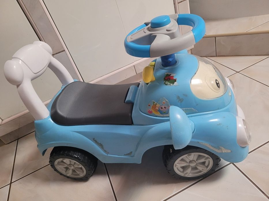 Auto- samochód- jeździk- chodzik