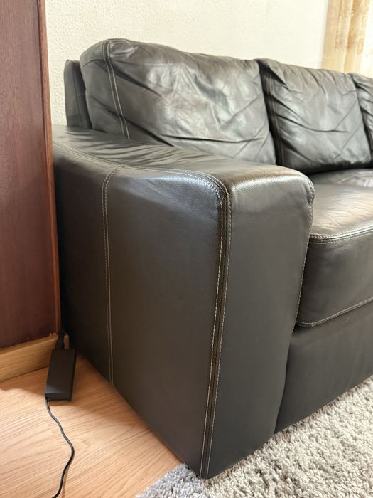 Sofa pele ikea 3 lugares