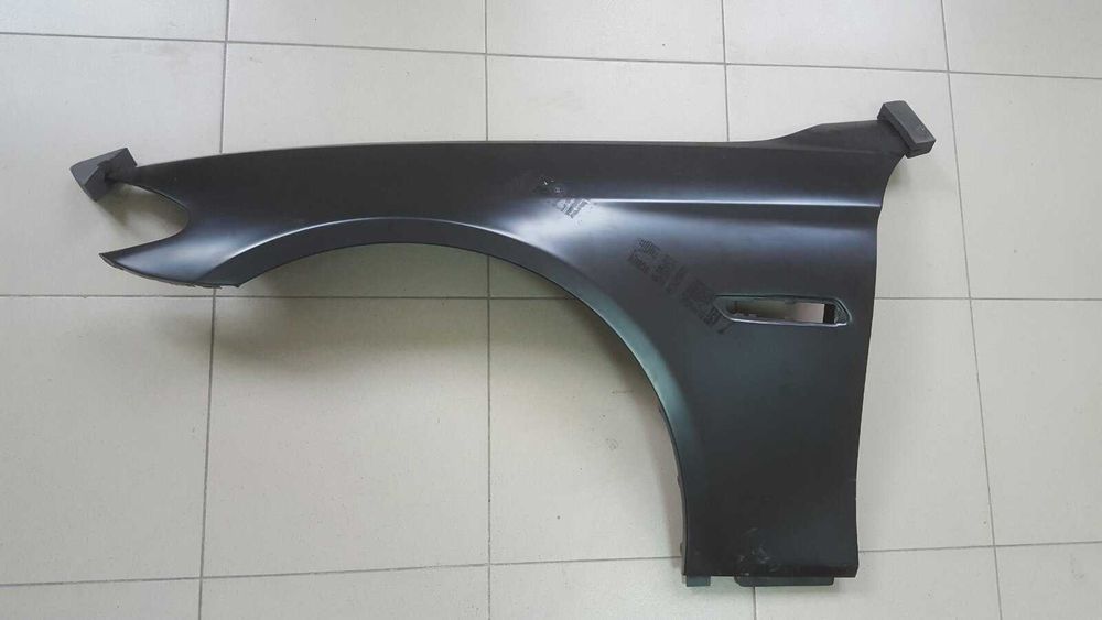 крыло левое бмв 5 ф10 Крылья F10 F11 крило f10 f11 BMW bmw 5 F10 БМВ
