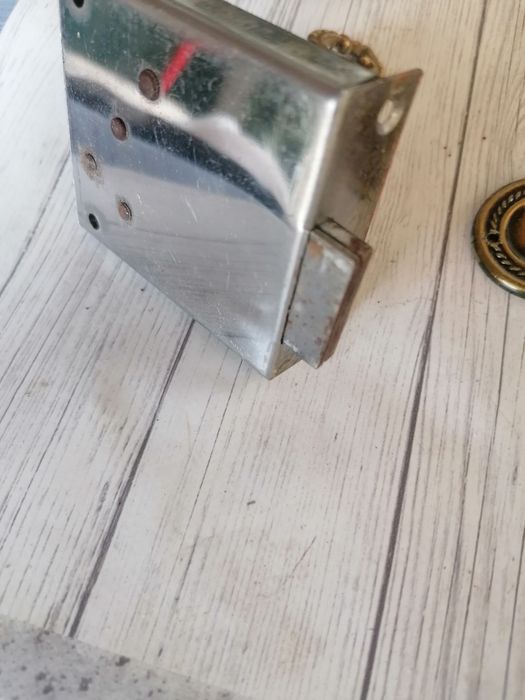 Fechadura e puxador