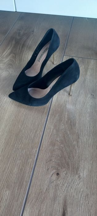 Skórzane szpilki rozm.38